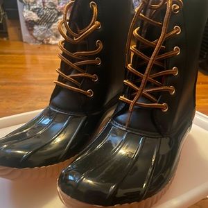 Women’s Black Rainboots Size 11